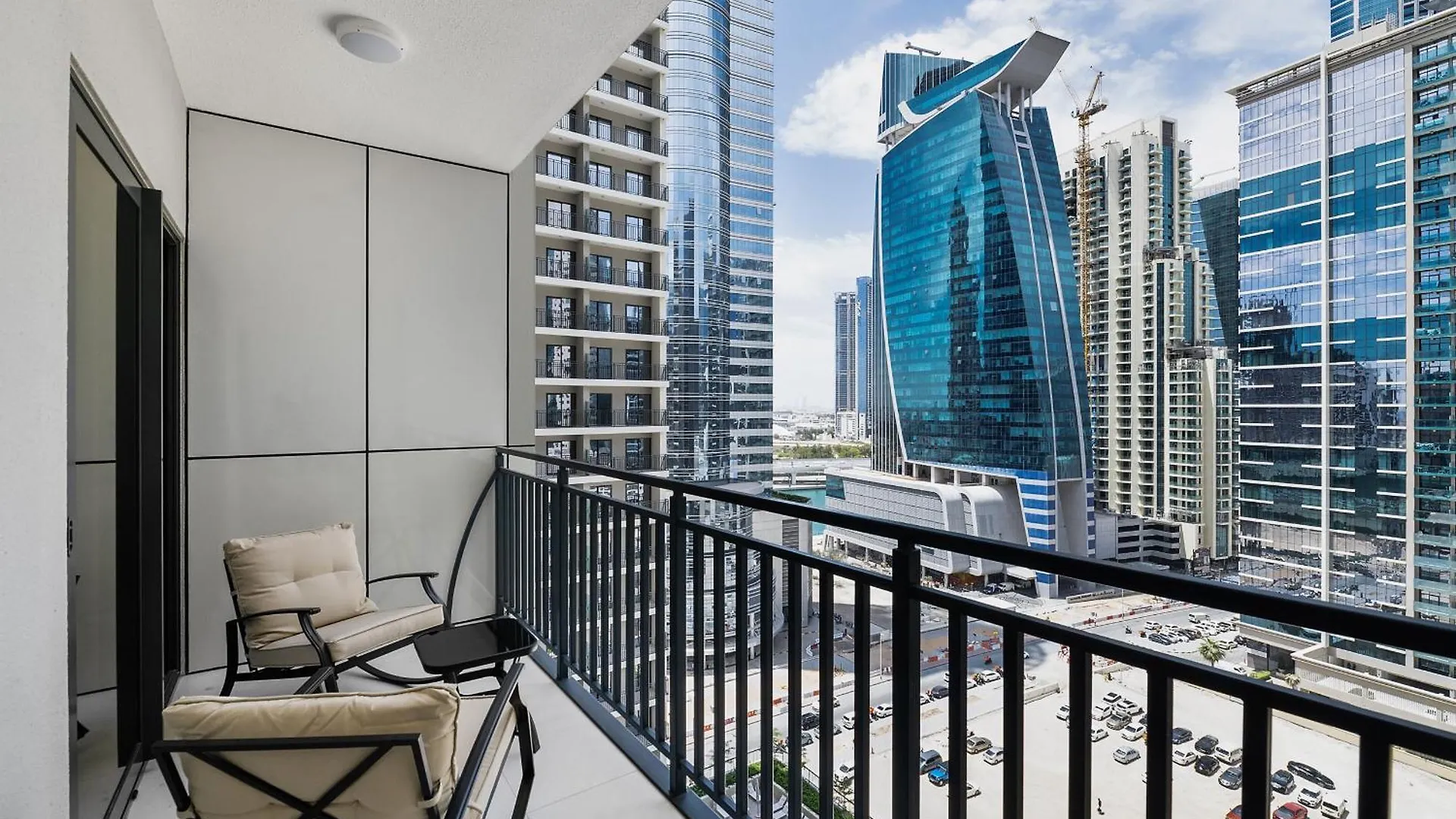 Vayk - Stylish One Bedroom In Business Bay Dubai 0*,  United Arab Emirates